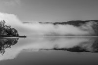 Nebelstimmung / foggy mood (Loch Lomond / Schottland - Scotland) b&amp;w142